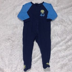 (2 for $10) blue gerber lion footie / sleeper